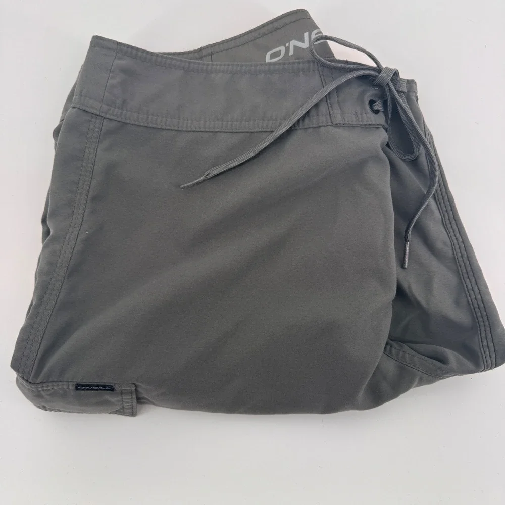 ONeill Mens Gray Cargo Board Shorts Swim Trunks Size 33 Solid Quick Dry Surf